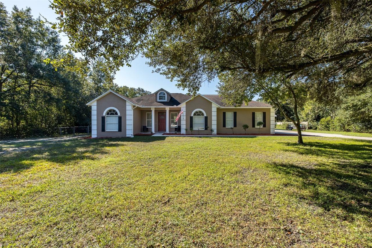 31524 Cross Creek Ln., Wesley Chapel, FL 33543
