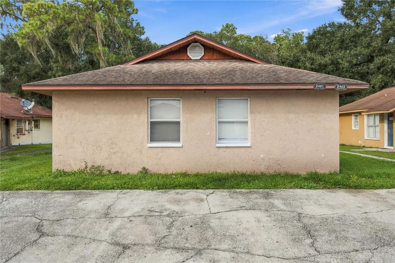 2461 Chestnut Woods Dr., Lakeland, FL 33815