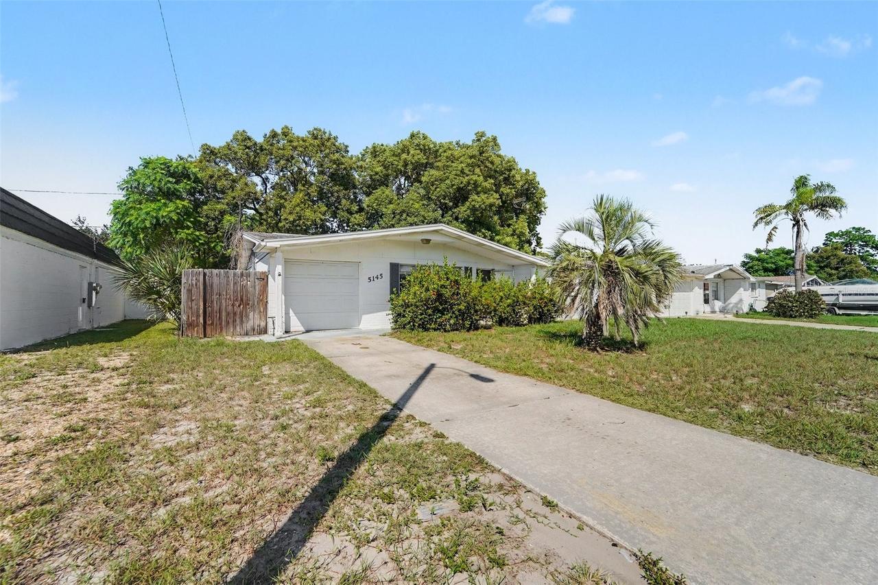 5145 Manor Dr., New Port Richey, FL 34652