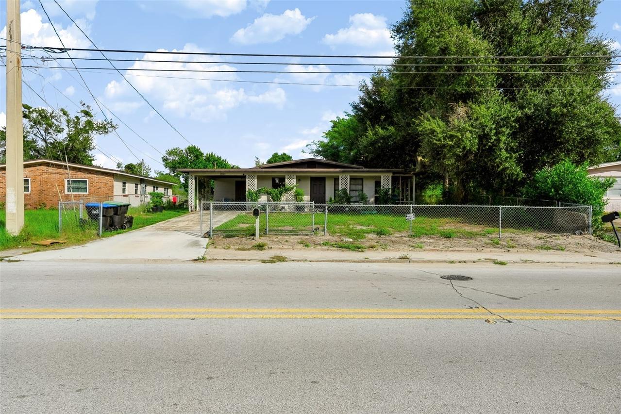 1815 Kingsland Ave., Orlando, FL 32808