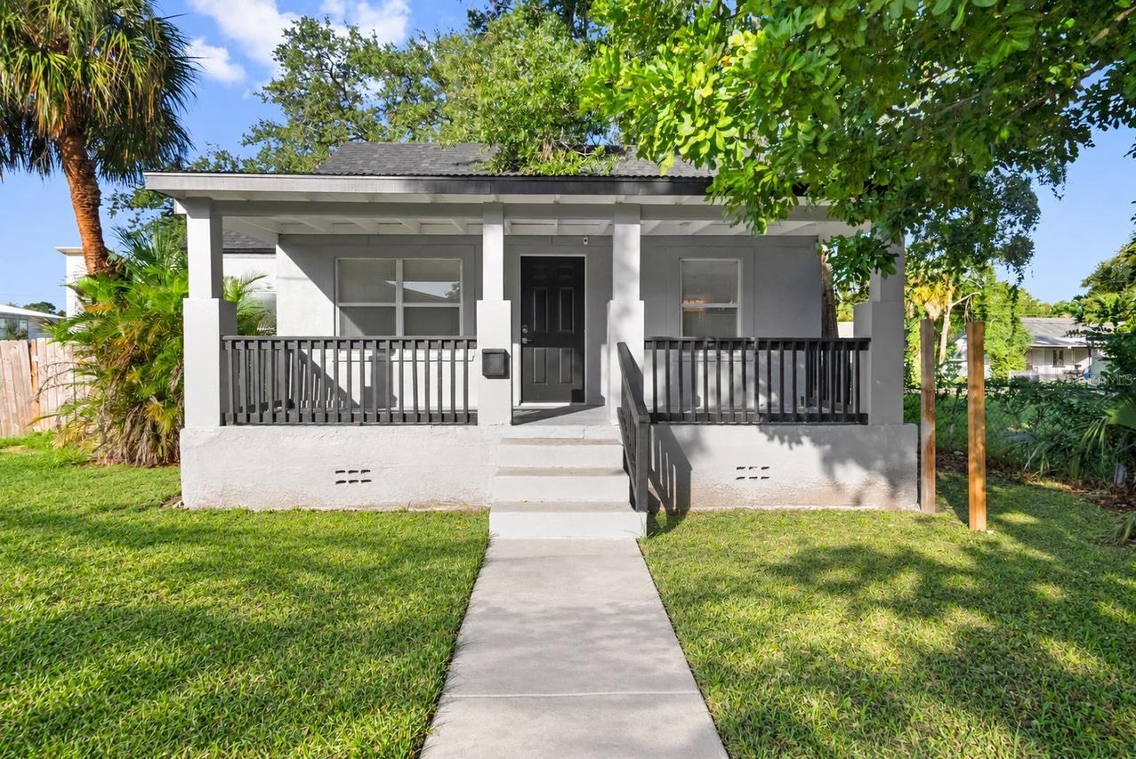 1757 Queen St., St Petersburg, FL 33712