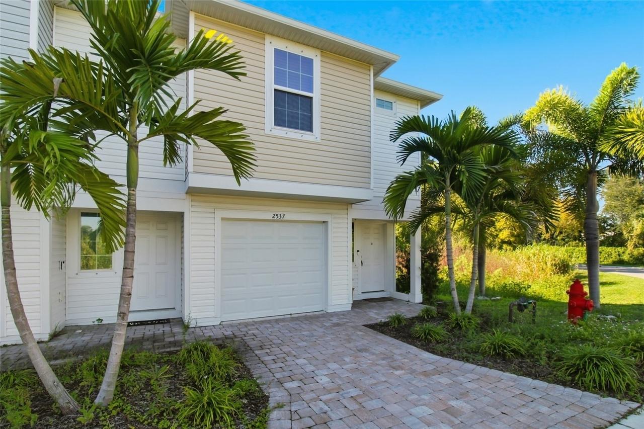 2537 6th Ave. #E, Bradenton, FL 34208