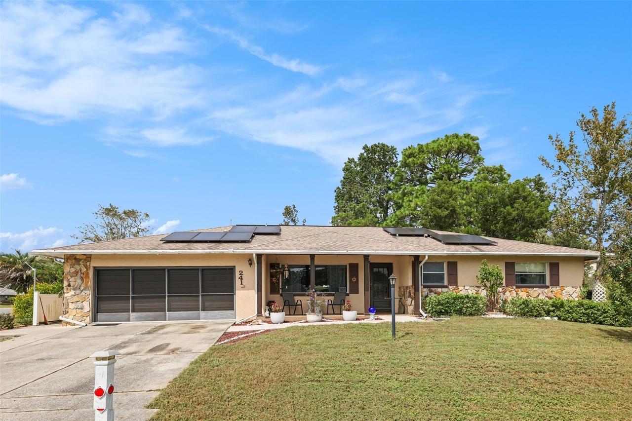 241 W Hollyfern Pl., Beverly Hills, FL 34465
