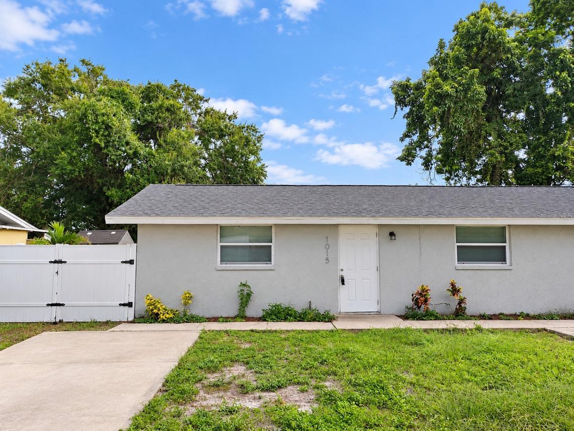 1015 33rd Ave., Bradenton, FL 34205
