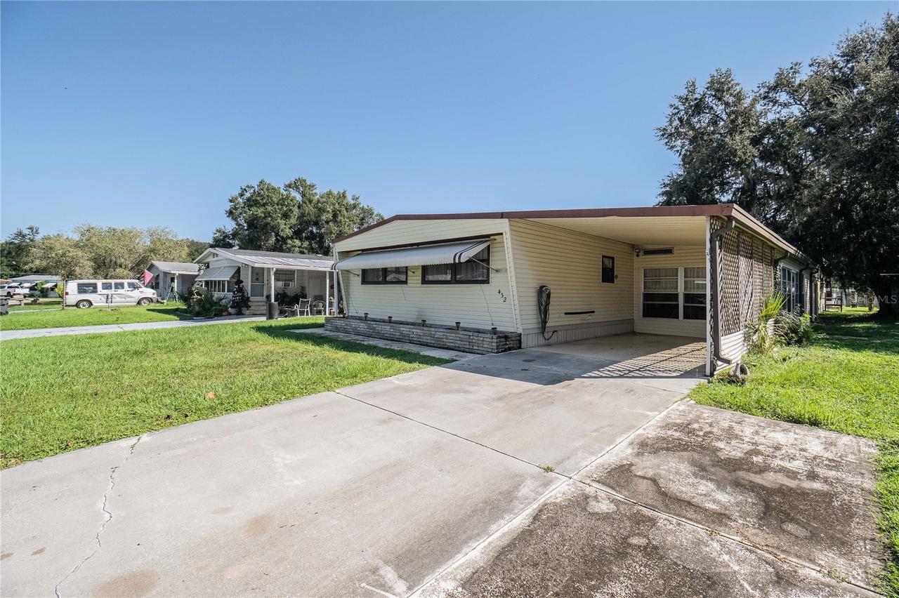 432 Lazy Lake Dr., Lakeland, FL 33801