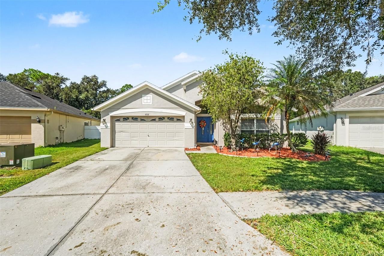 6805 Bluff Meadow Ct., Wesley Chapel, FL 33545