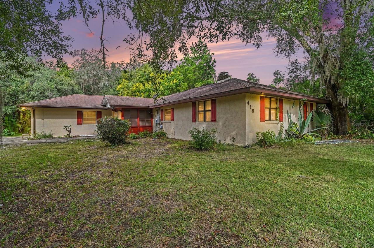 415 Thomas Ave., Leesburg, FL 34748