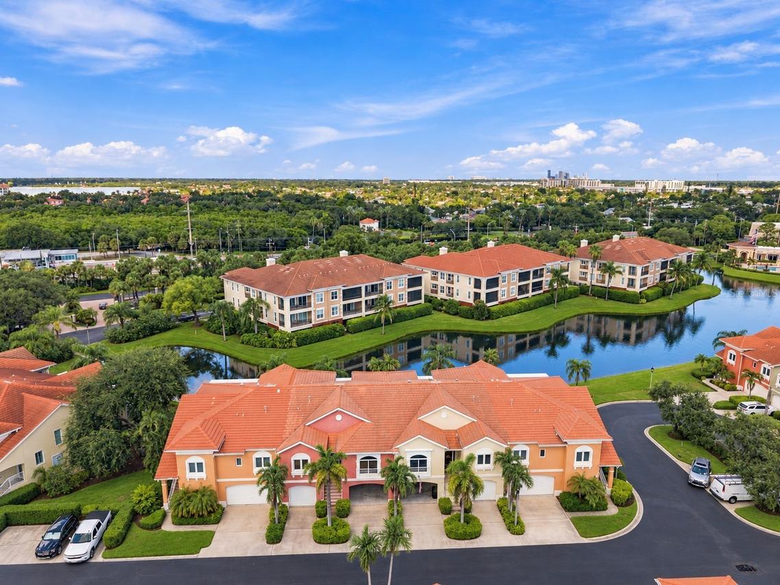 10 Lincoln Ave., St Petersburg, FL 33711