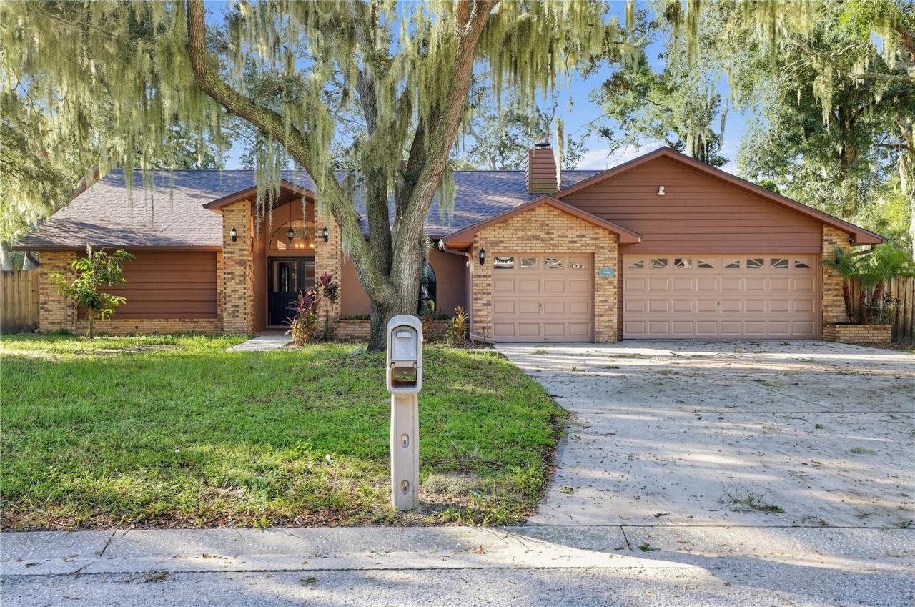 1005 Hollyberry Ct., Brandon, FL 33511