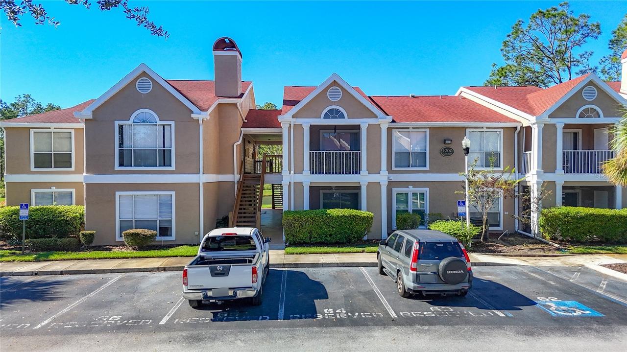 9481 Highland Oak Dr. #1202, Tampa, FL 33647
