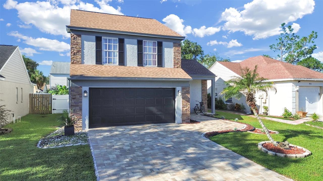 9713 Little Pond Way, Tampa, FL 33647