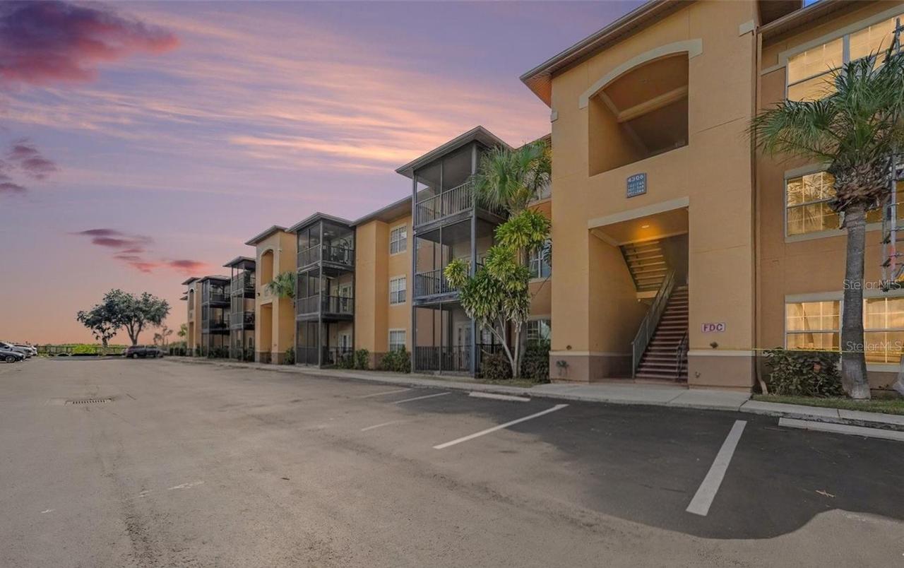 4306 Bayside Village Dr. #204, Tampa, FL 33615