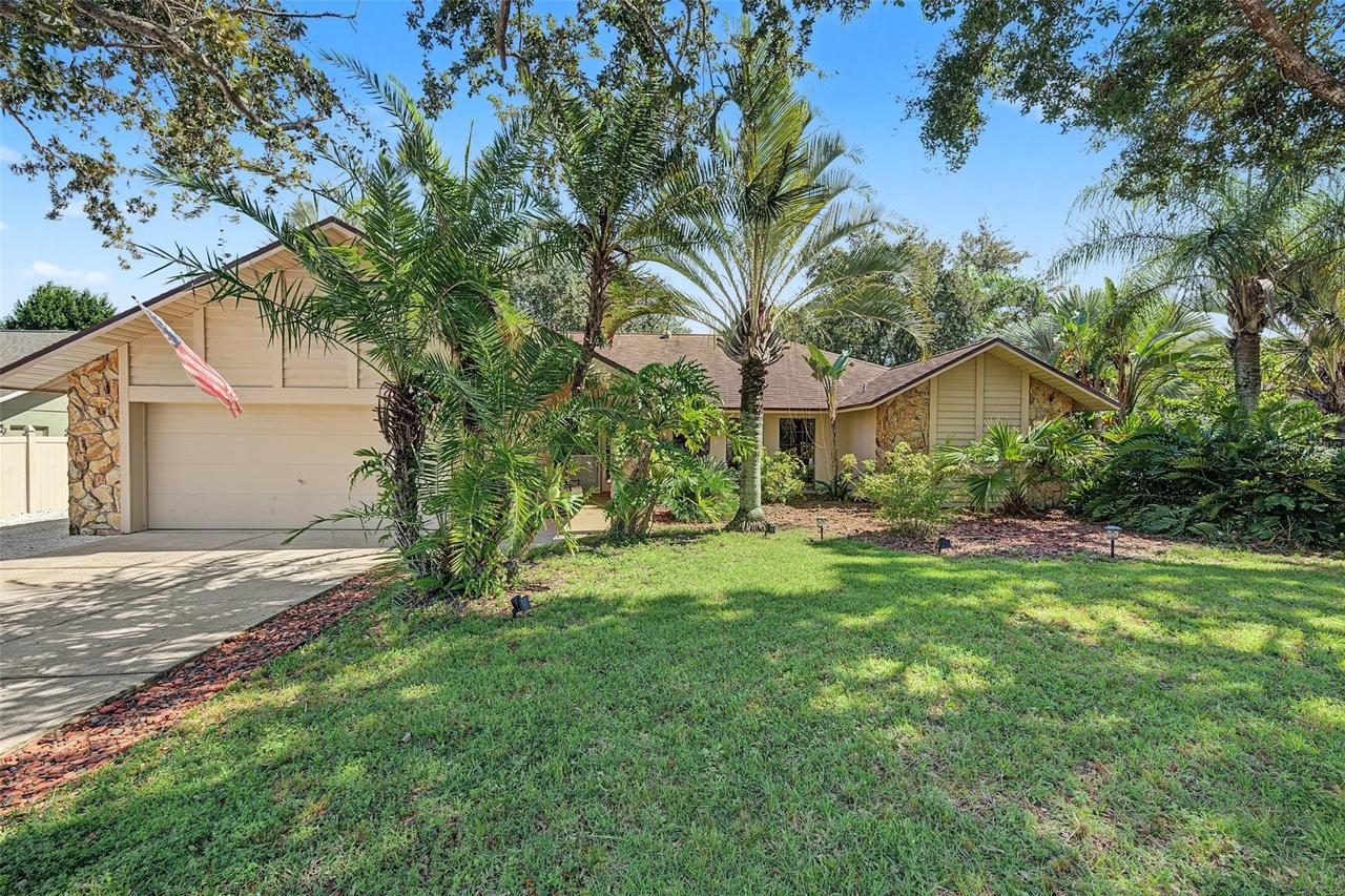 3024 Pineview Dr., Holiday, FL 34691
