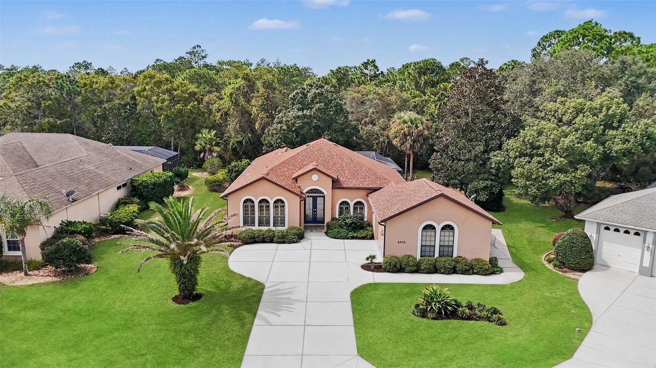 8405 Charleston Dr., Weeki Wachee, FL 34613