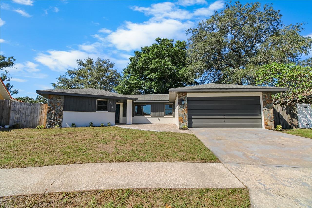 12412 116th St., Largo, FL 33778