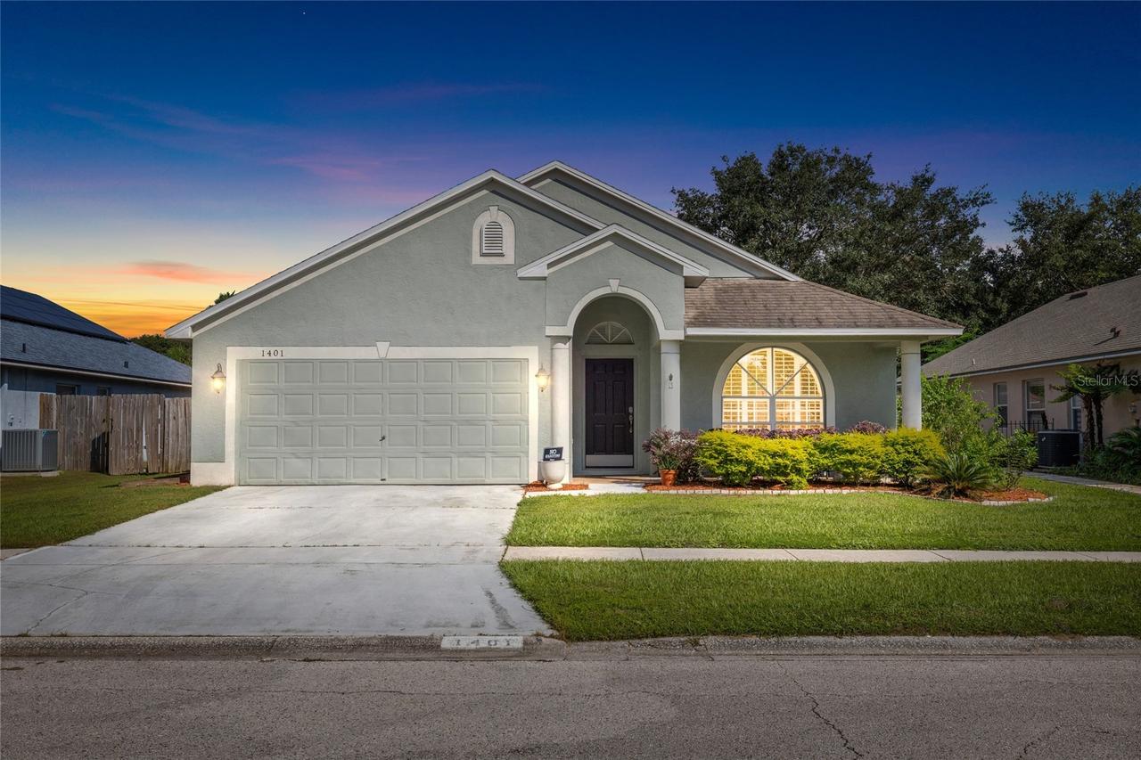 1401 Lake Shore Ranch Dr., Seffner, FL 33584