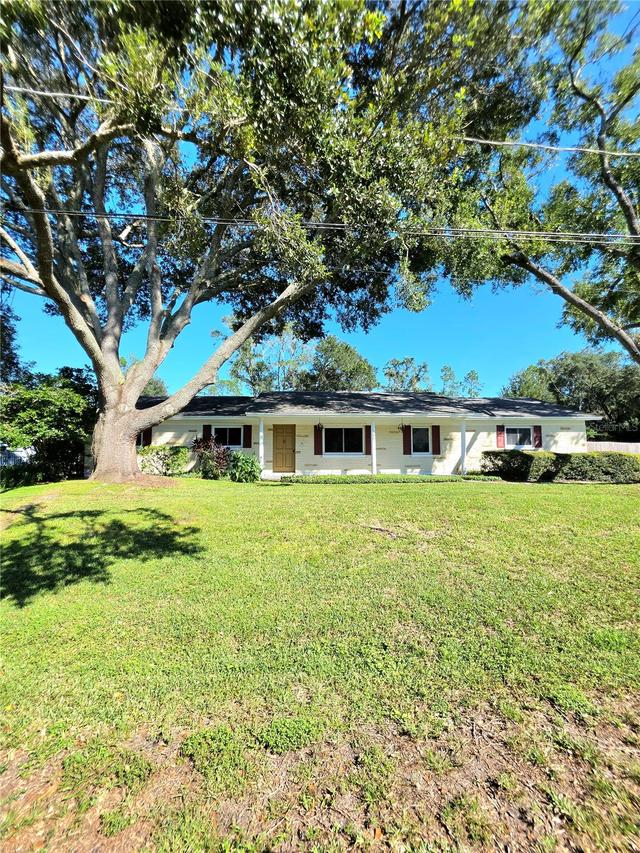17001 Melba Ln., Lutz, FL 33549