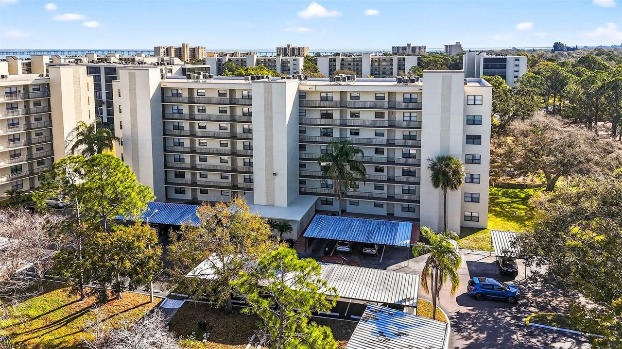 800 Cove Cay Dr. #7D, Clearwater, FL 33760