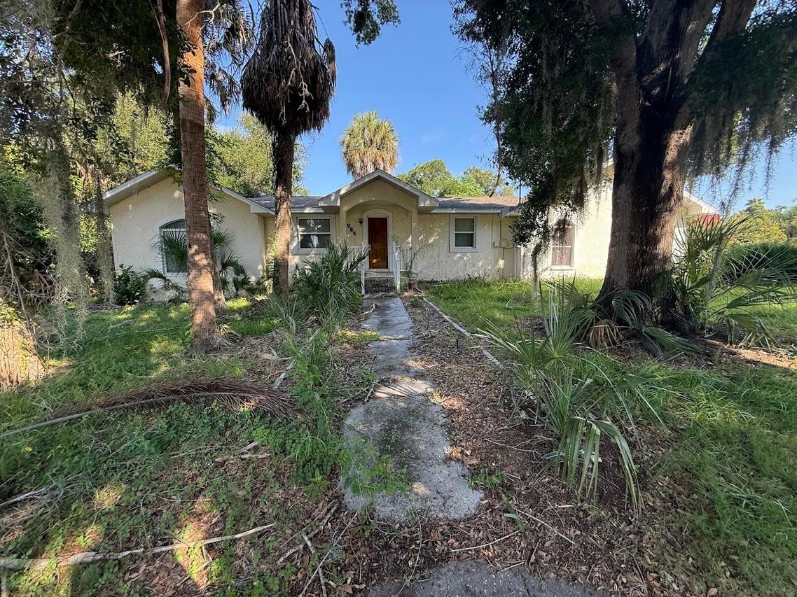 965 Palmetto Dr., Safety Harbor, FL 34695