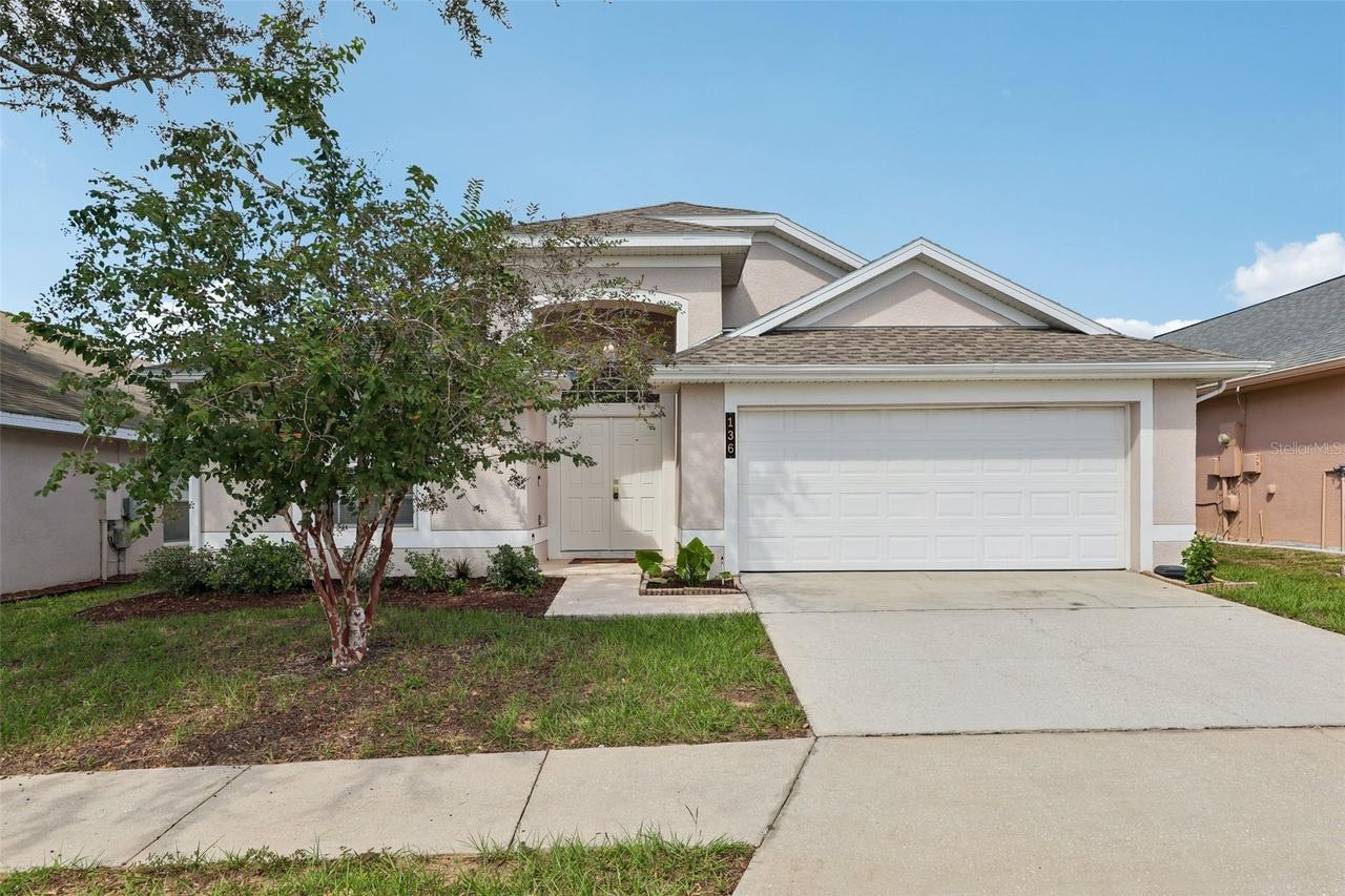 136 Grantham Dr., Davenport, FL 33897