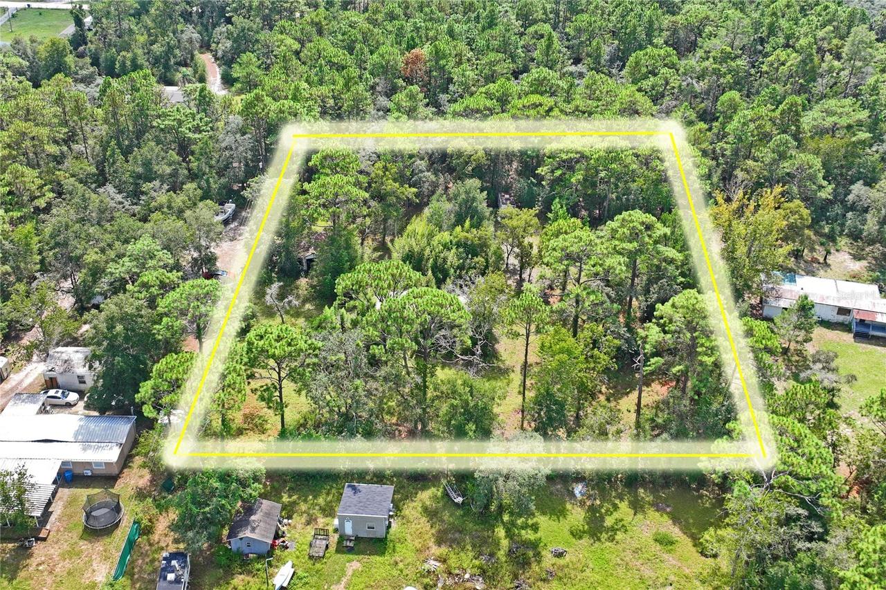 15270 Milton Ave., Brooksville, FL 34604