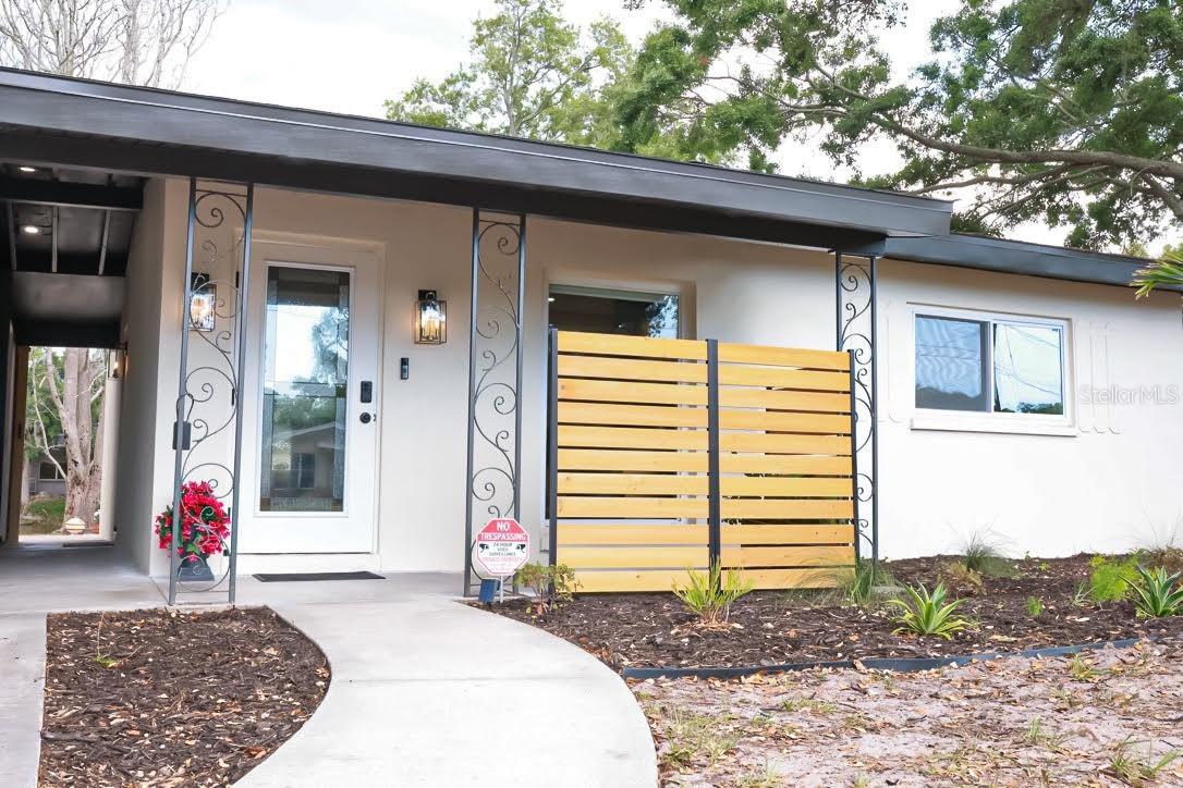 405 Manor Blvd., Palm Harbor, FL 34683