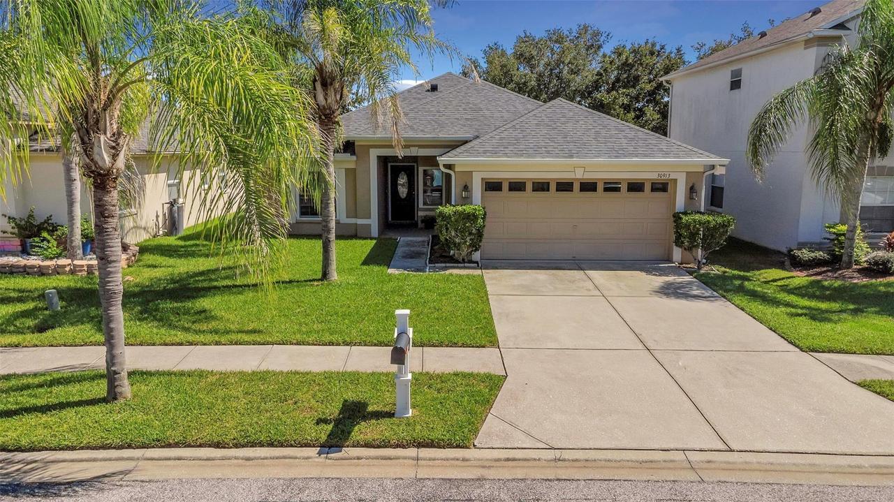 30913 Bridgegate Dr., Wesley Chapel, FL 33545