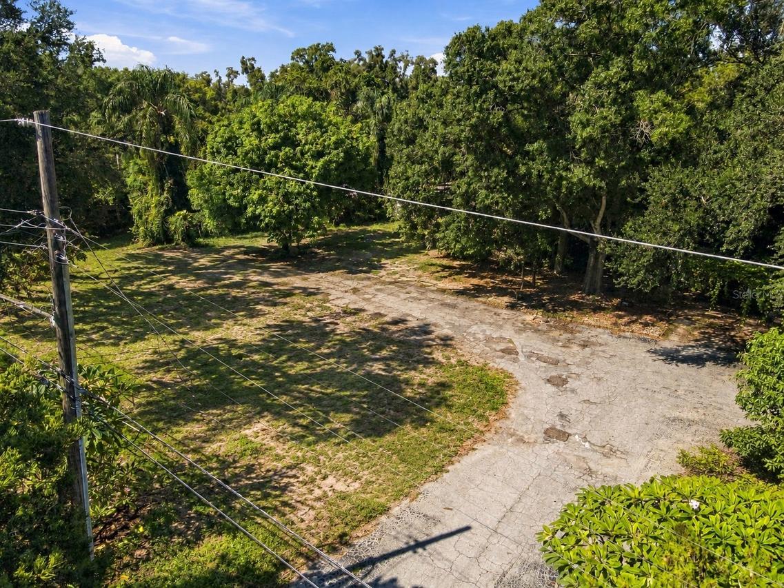 4949L 26th Ave., St Petersburg, FL 33710