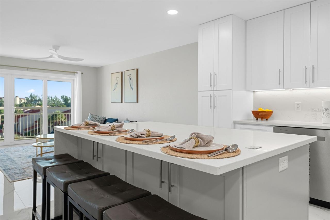 4900 Brittany Dr. #405, St Petersburg, FL 33715