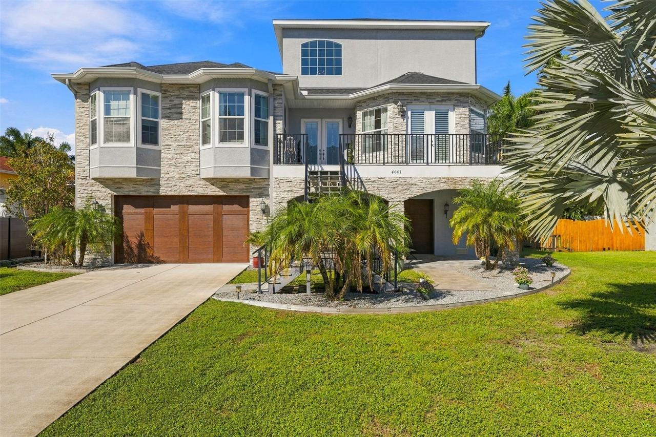 4001 42nd St., St Petersburg, FL 33711