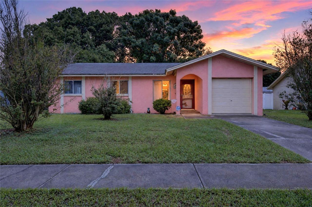 332 Brandywine Dr., Valrico, FL 33594