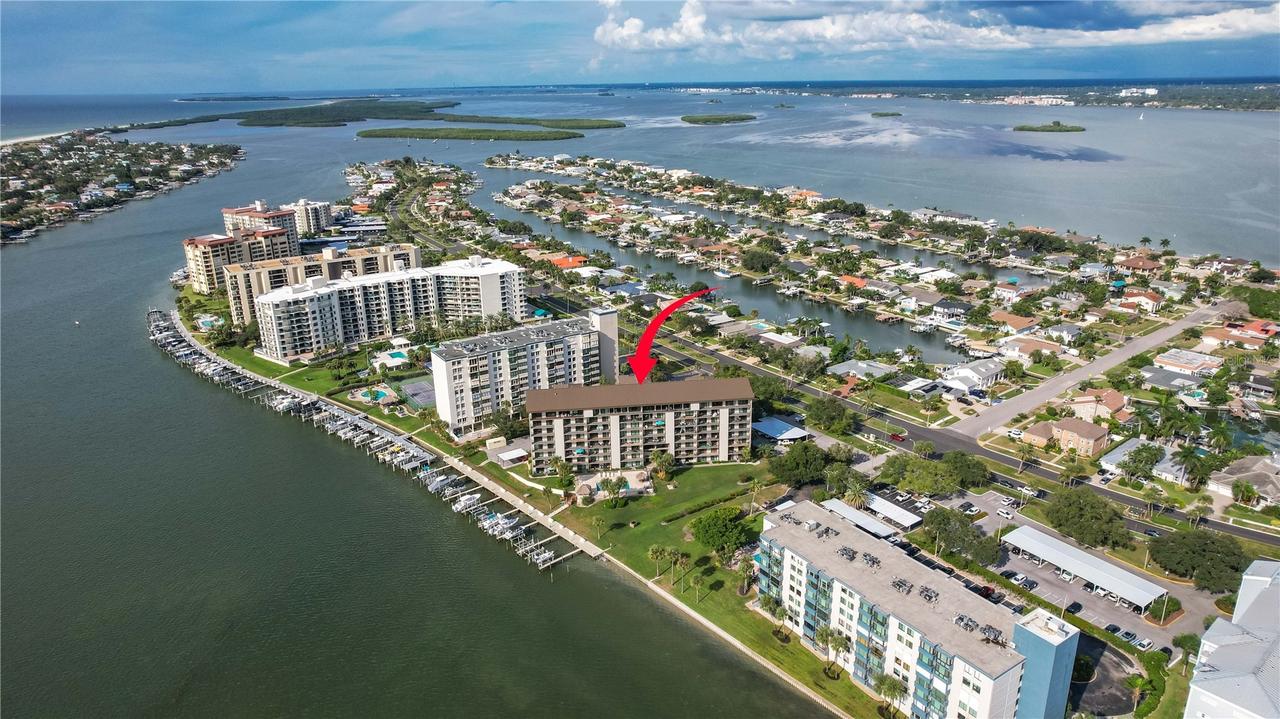 650 Island Way #602, Clearwater, FL 33767