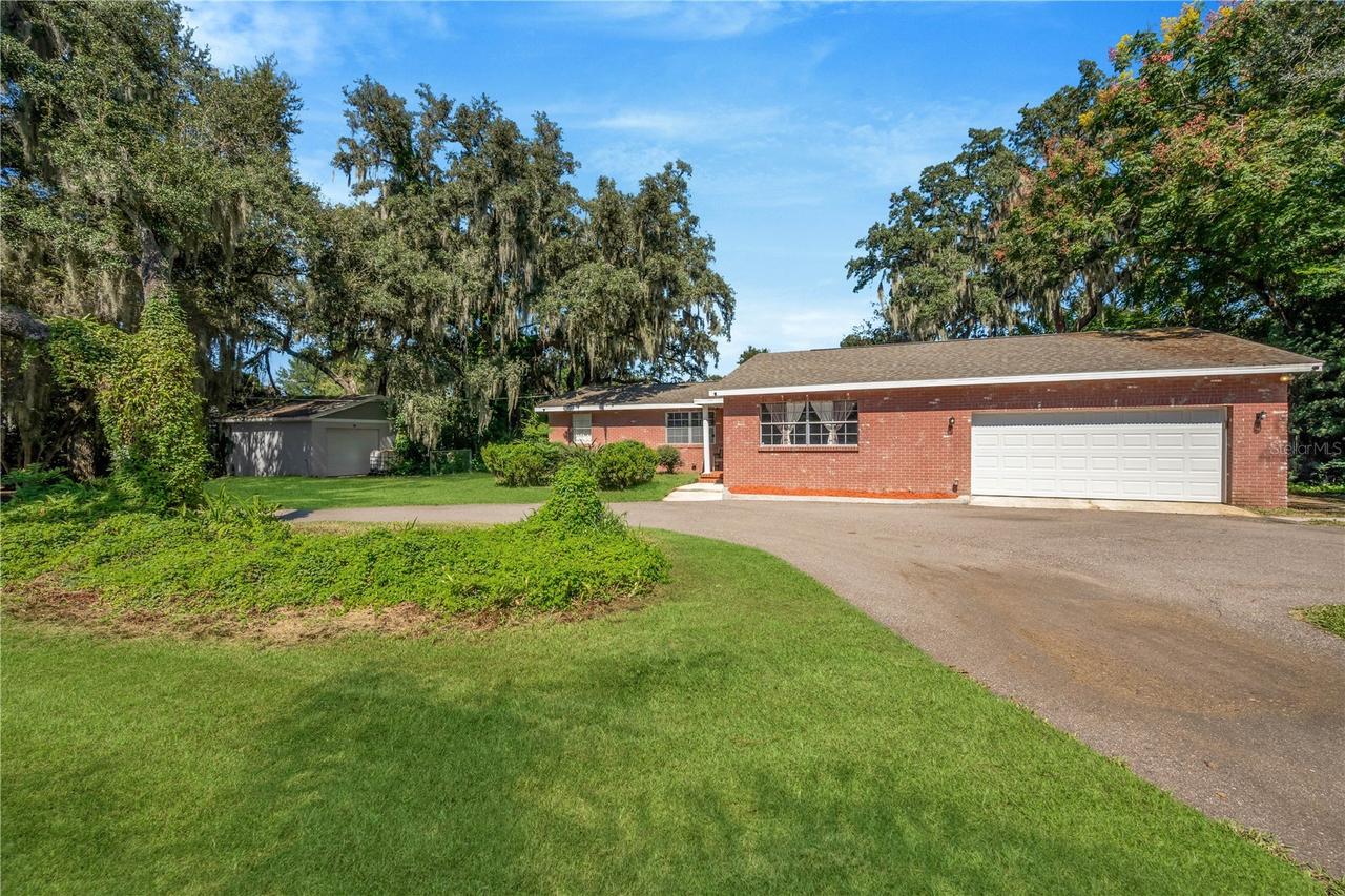 1210 Front St., Valrico, FL 33594