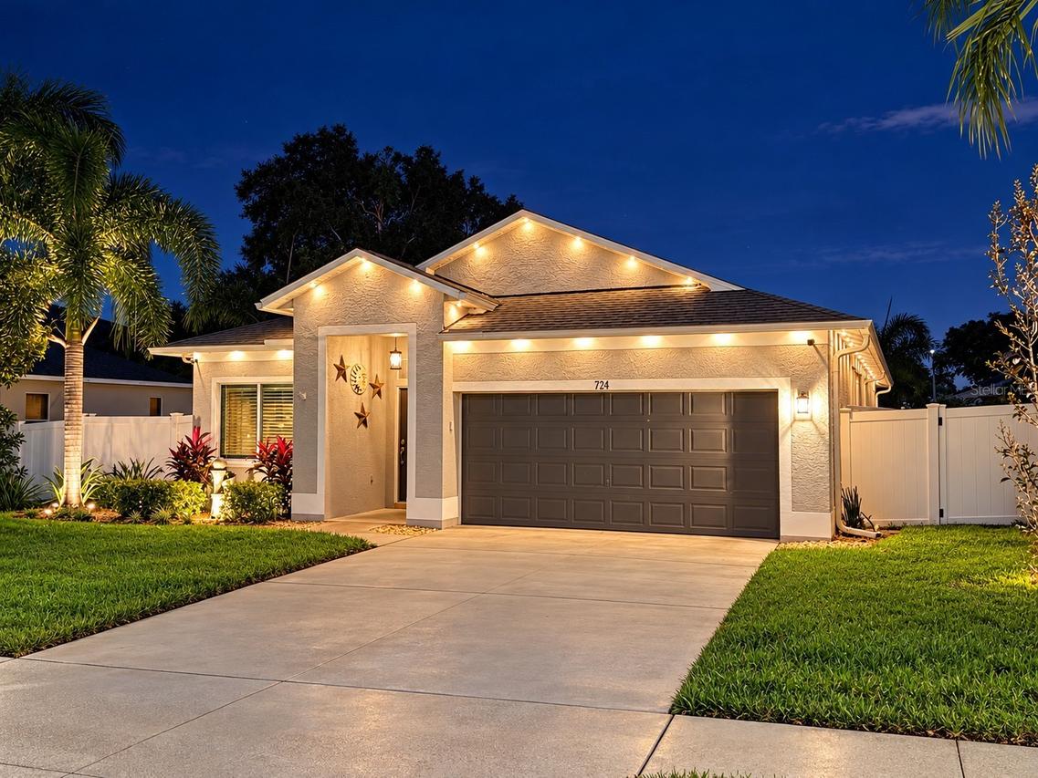 724 Sandy Hills Ave., Tarpon Springs, FL 34689