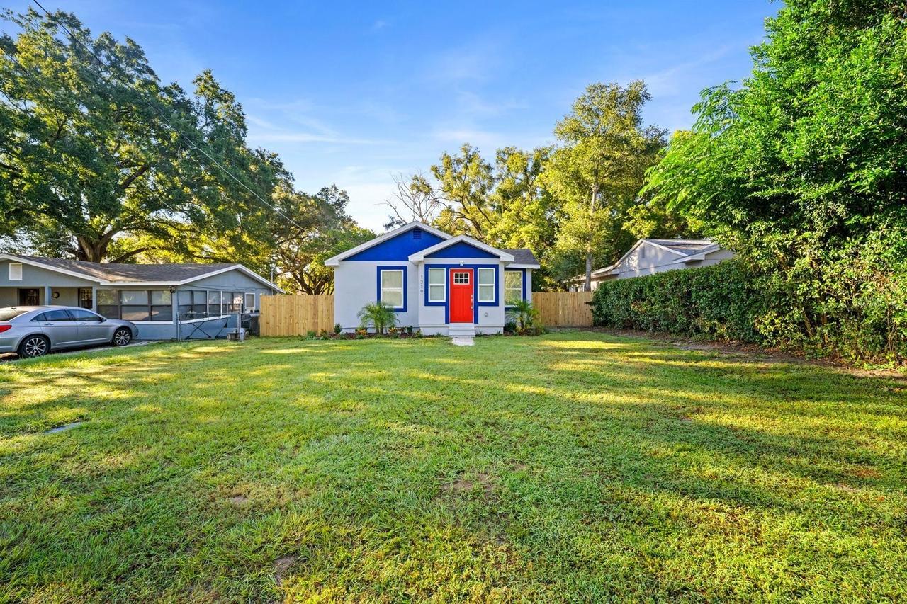 1319 E Norfolk St., Tampa, FL 33604