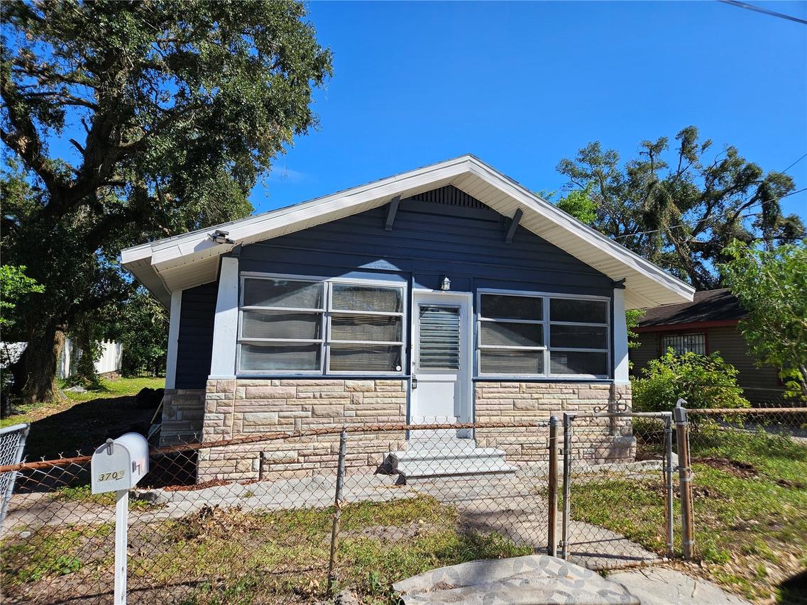 3709 N 12th St., Tampa, FL 33603