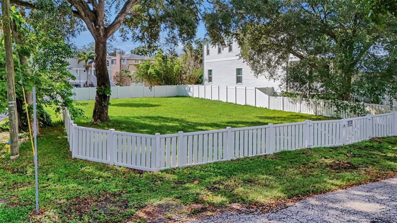 2902 N Perry Ave., Tampa, FL 33602