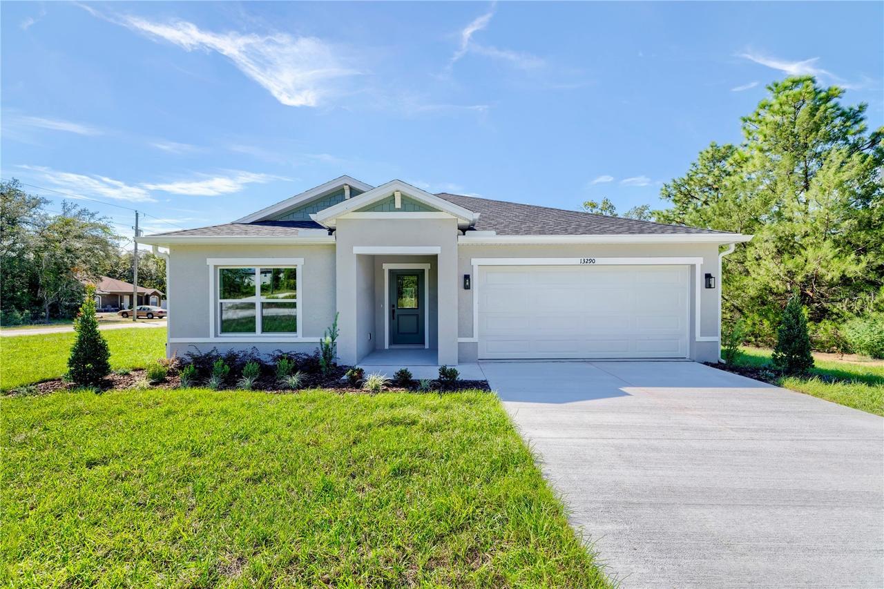 13290 Snowy Plover Ave., Weeki Wachee, FL 34614