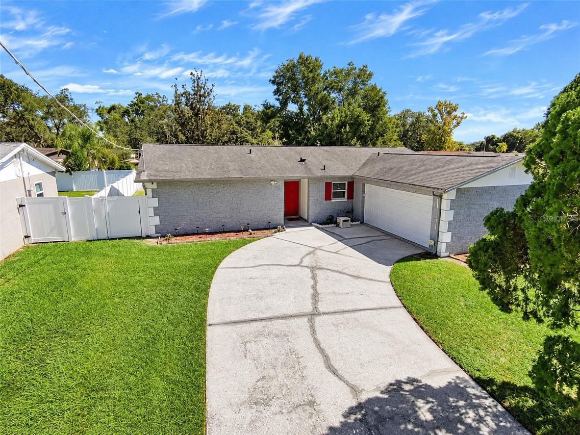 1406 Highview Rd., Brandon, FL 33510