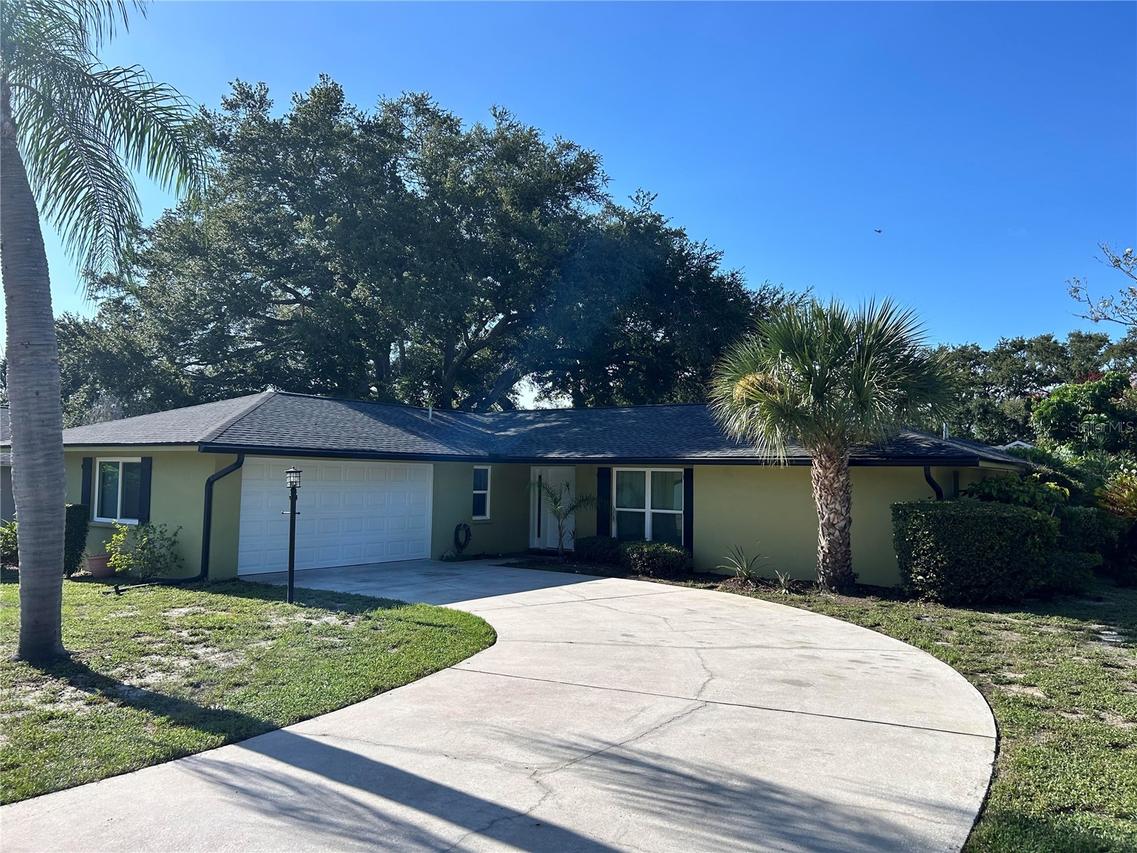 2019 Forest View Dr., Palm Harbor, FL 34683