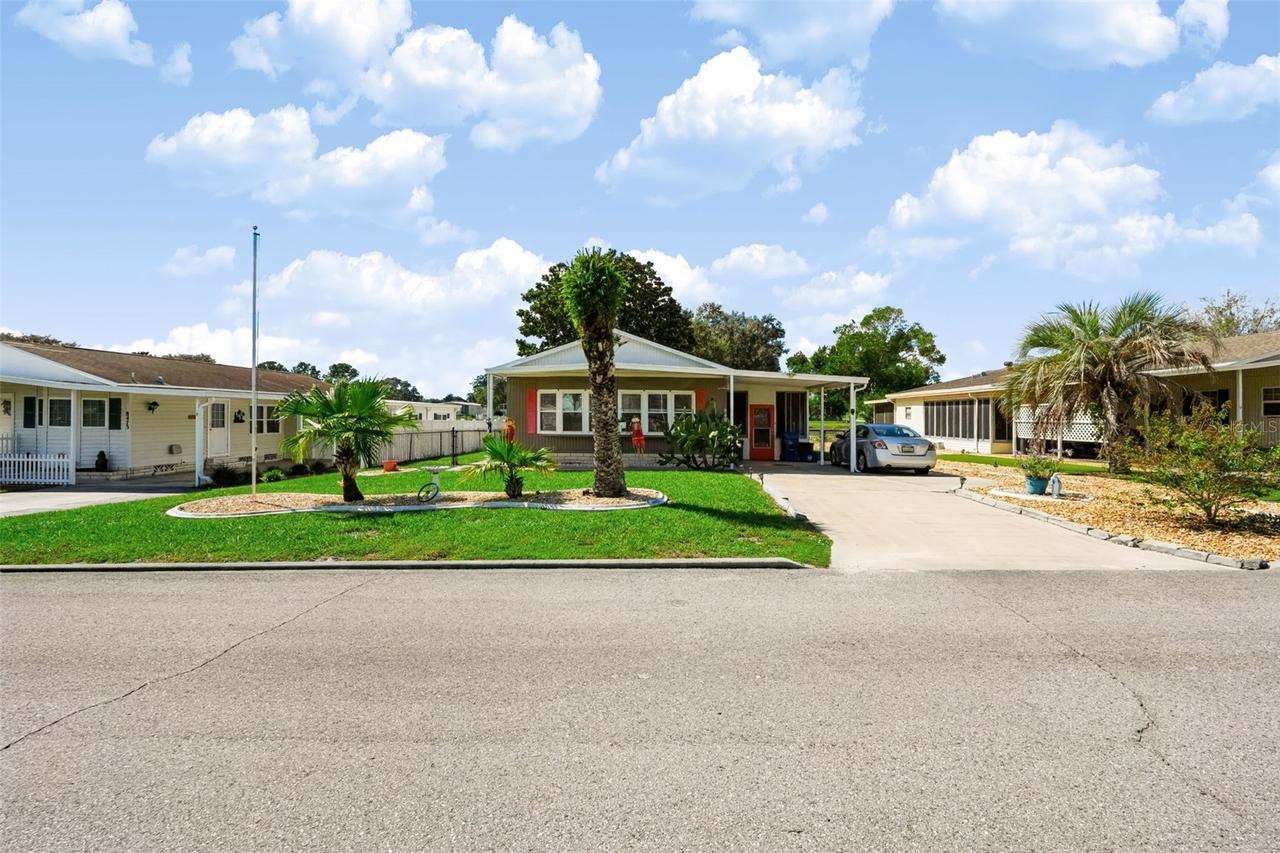 8481 Dickens Ave., Brooksville, FL 34613