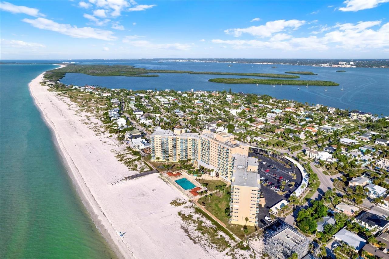 880 Mandalay Ave. #C512, Clearwater Beach, FL 33767