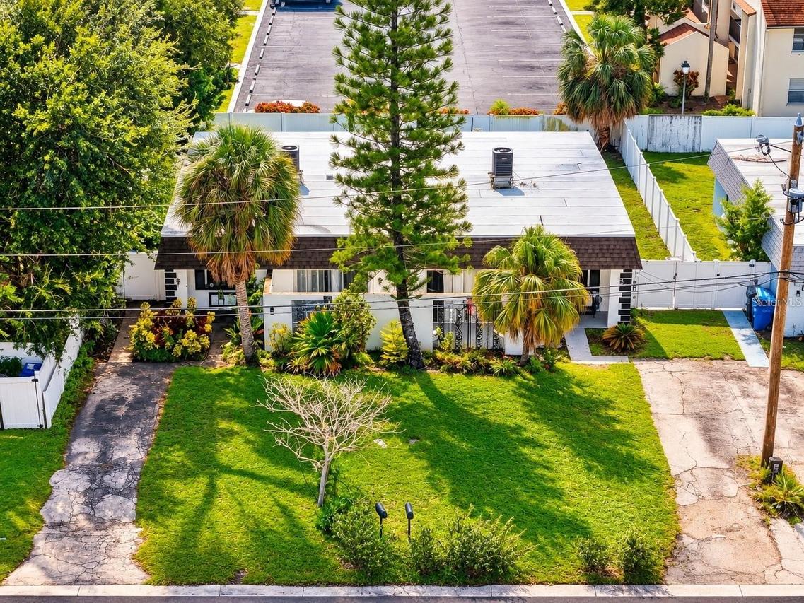 1169 2nd Ave., Largo, FL 33770