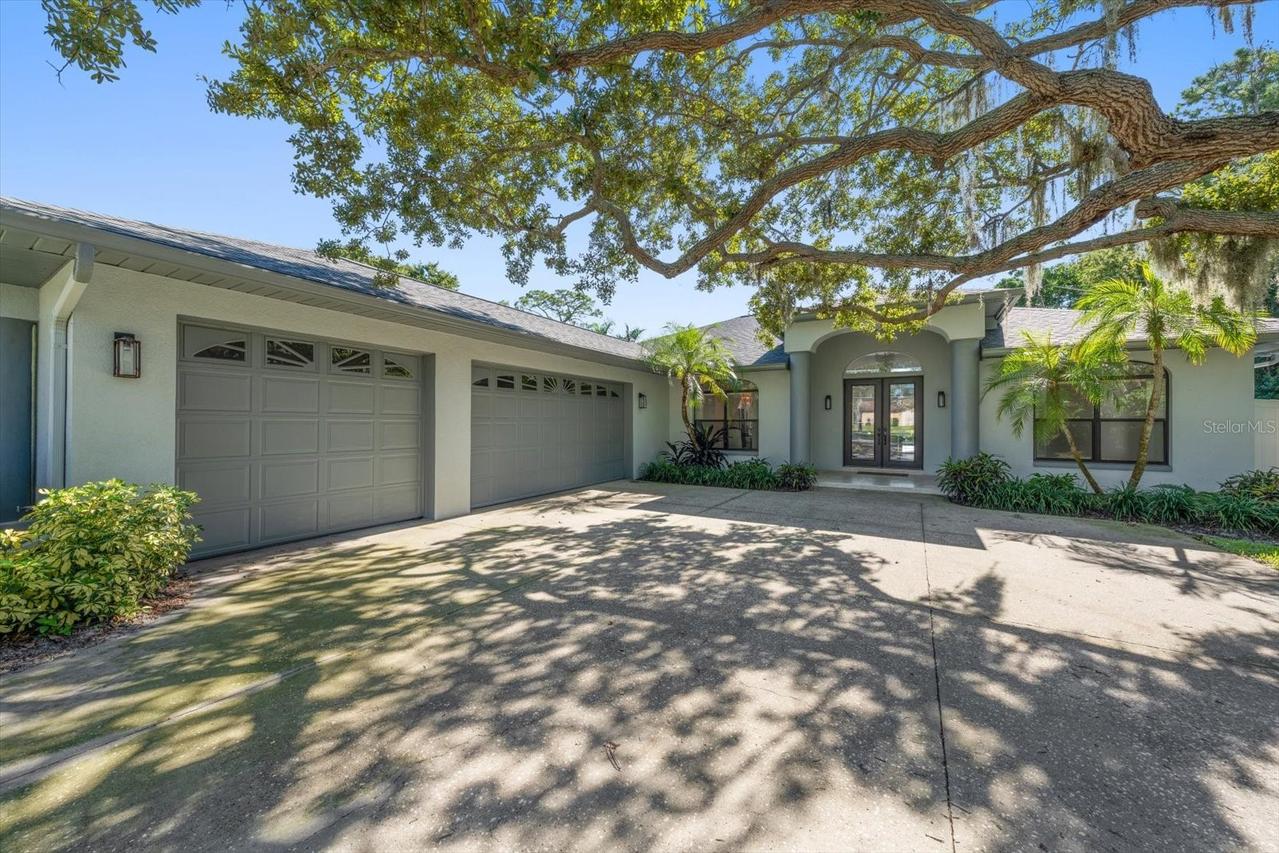 2265 Kent Dr., Largo, FL 33774