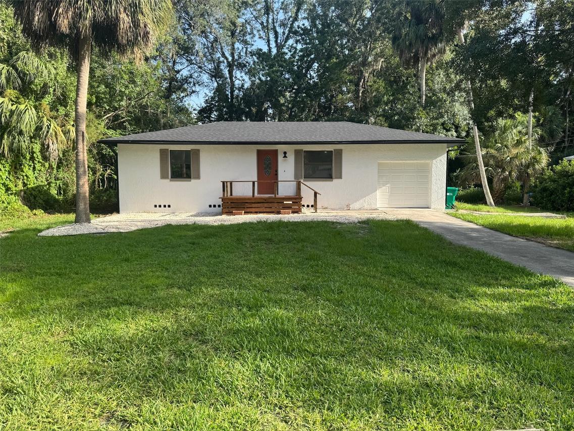10200 W Main St., Homosassa, FL 34448