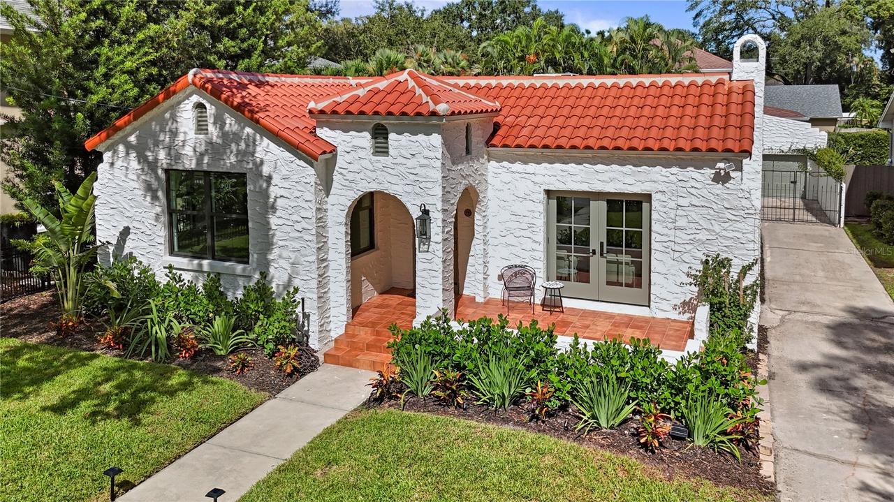 4521 W Azeele St., Tampa, FL 33609