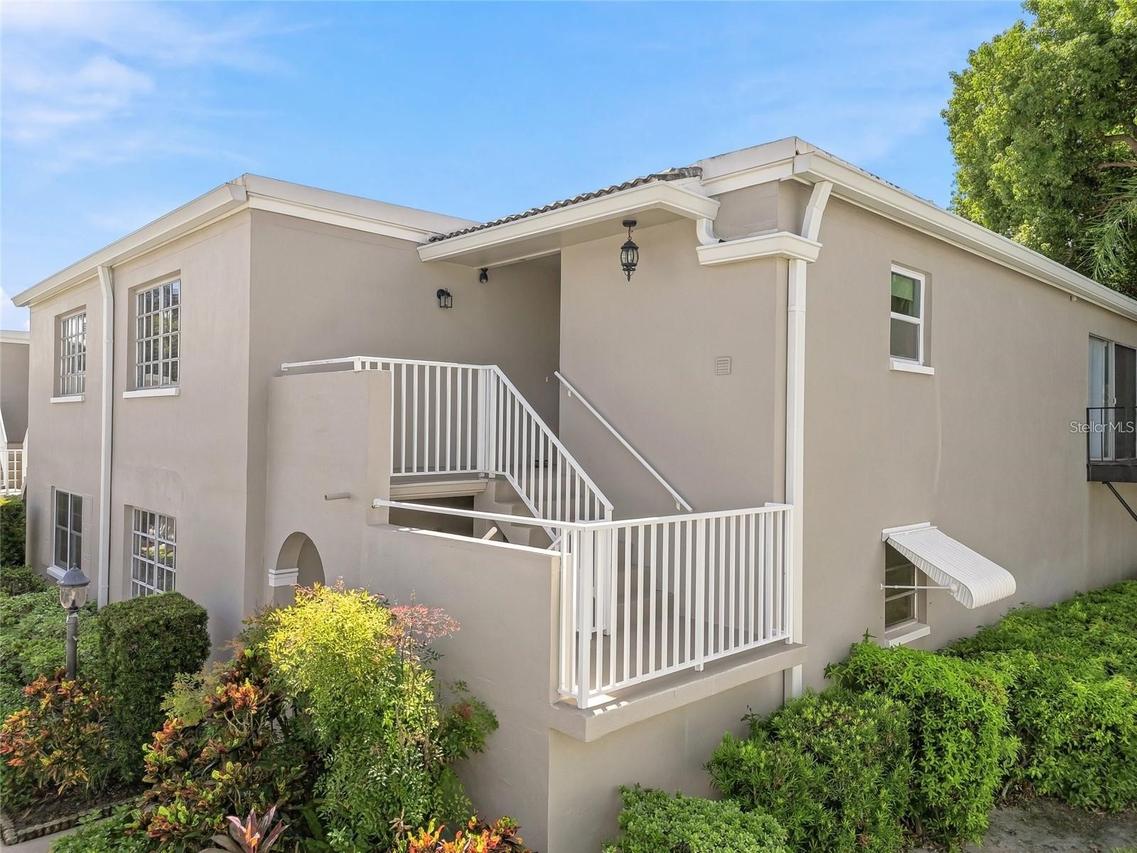 919 Osceola Rd. #207, Belleair, FL 33756