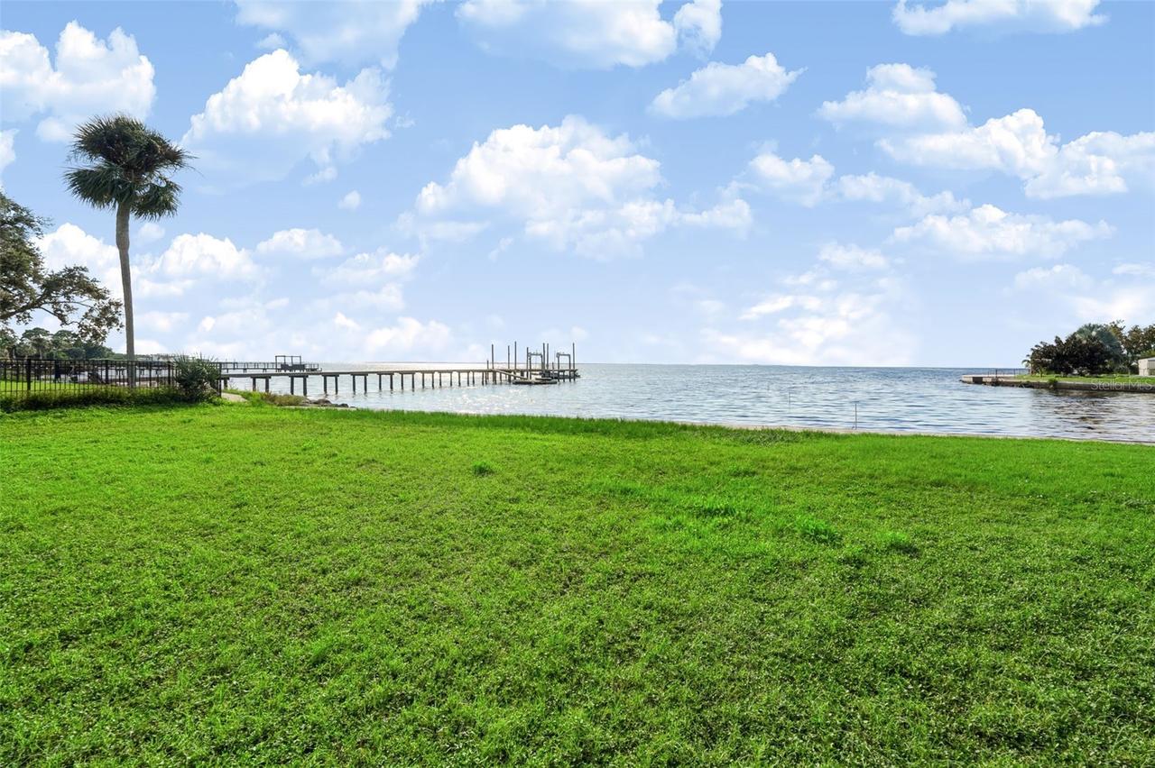 Bluff Blvd., Holiday, FL 34691