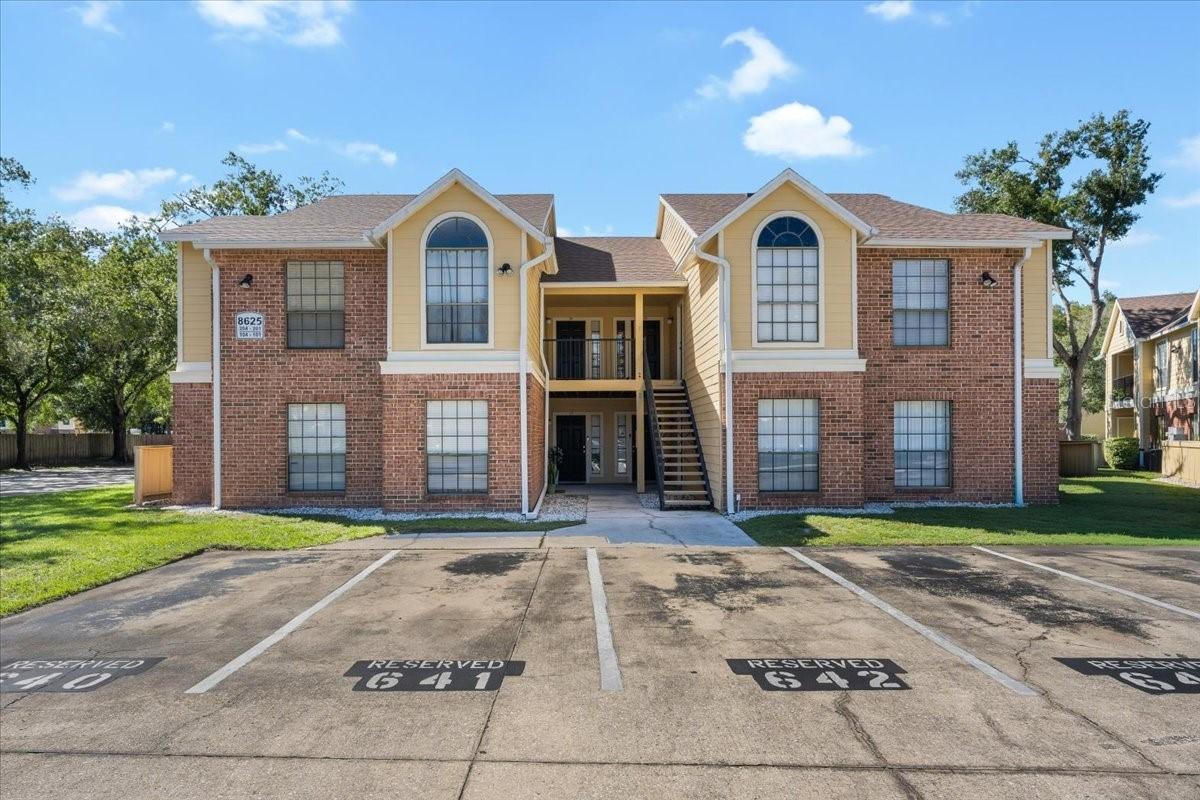 8625 Fancy Finch Dr. #102, Tampa, FL 33614