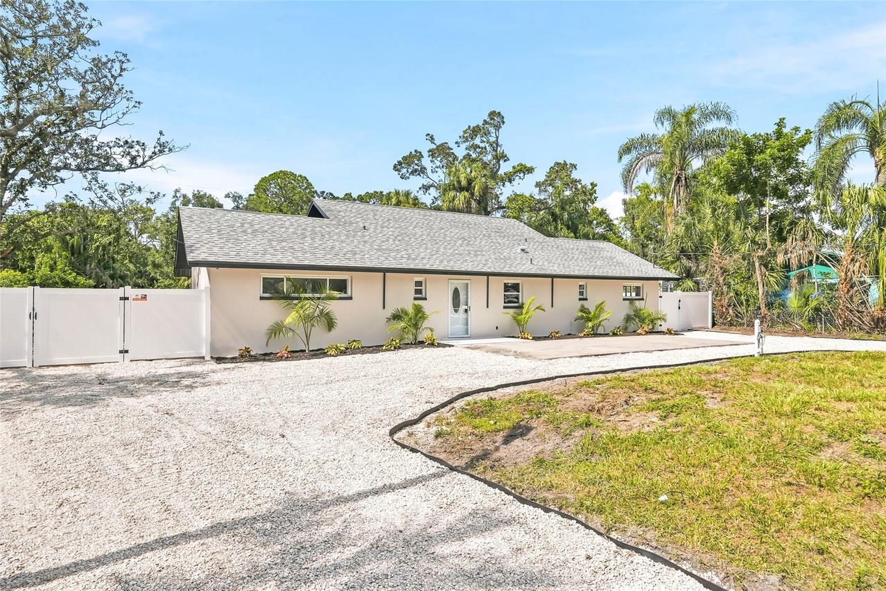8605 Jackson Springs Rd., Tampa, FL 33615